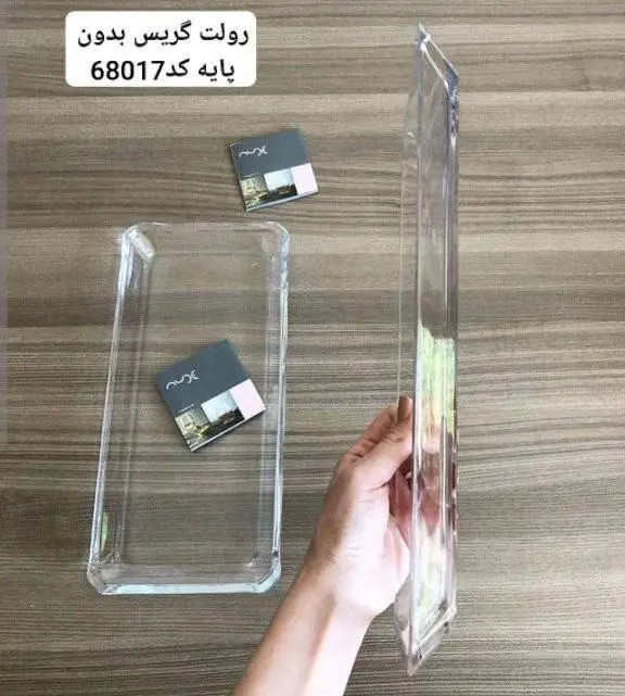 نمای نزدیک از شفافیت فوق العاده و لبه های با کیفیت ظرف رولت گریس بدون پایه پاشاباغچه
